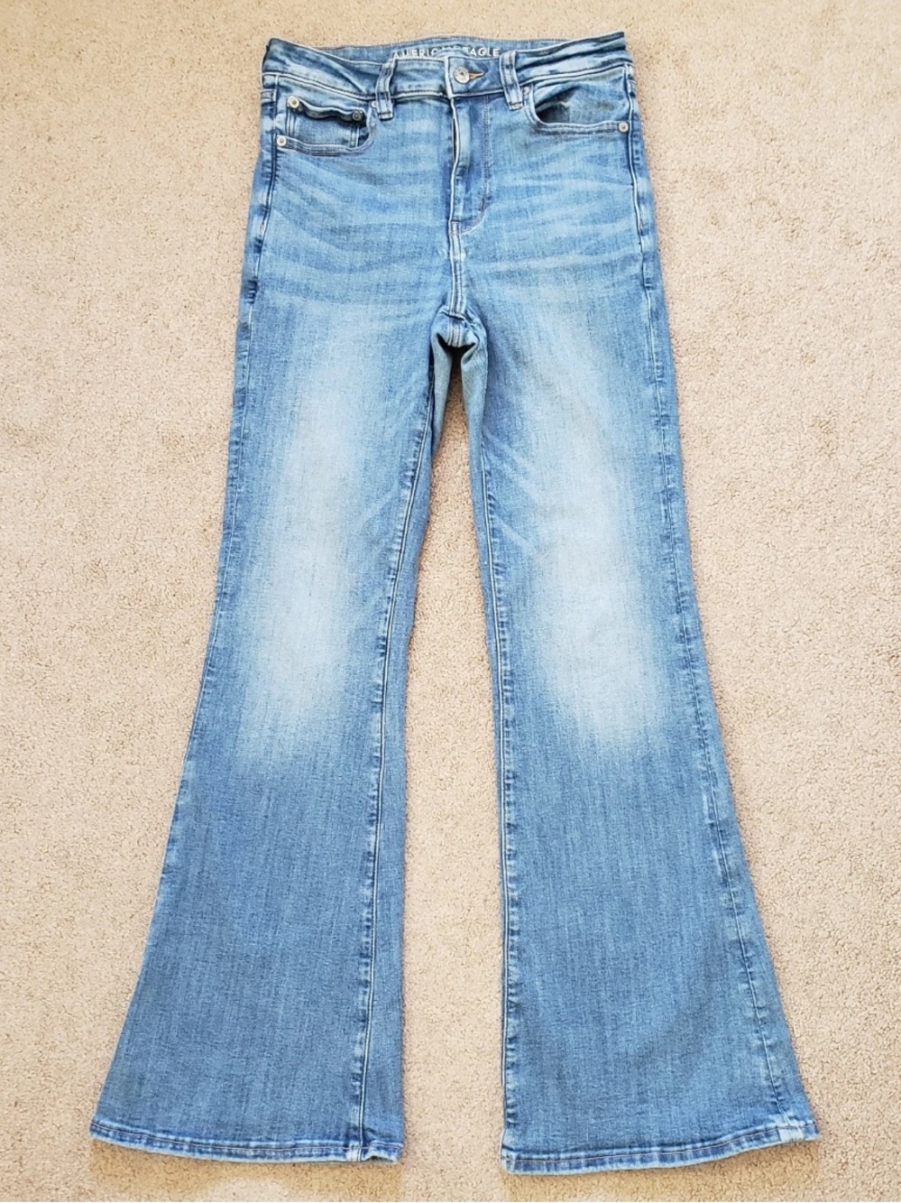 American Eagle Outfitters Medium Wash High Rise Flare Jeans 4, 6 R